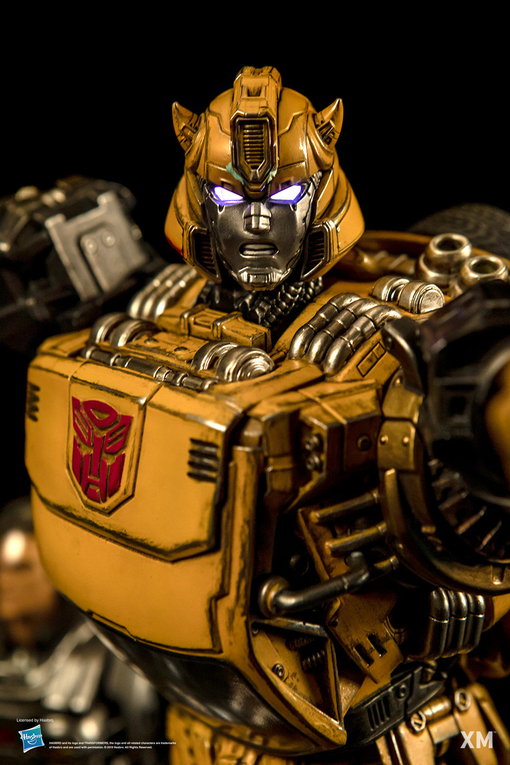 XM Studios Transformers Bumblebee 1/10 Scale Statue