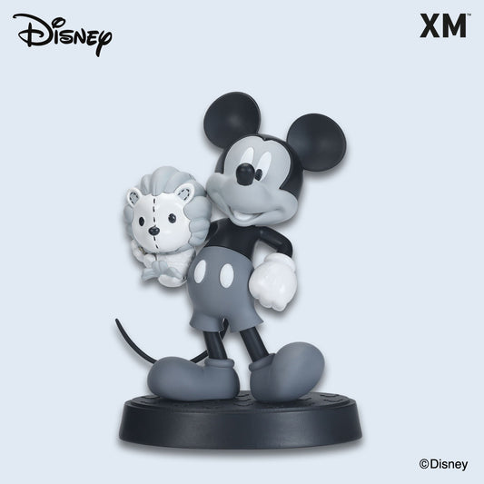 Mickey Around The World - Mickey - Singapore Edition (BW)