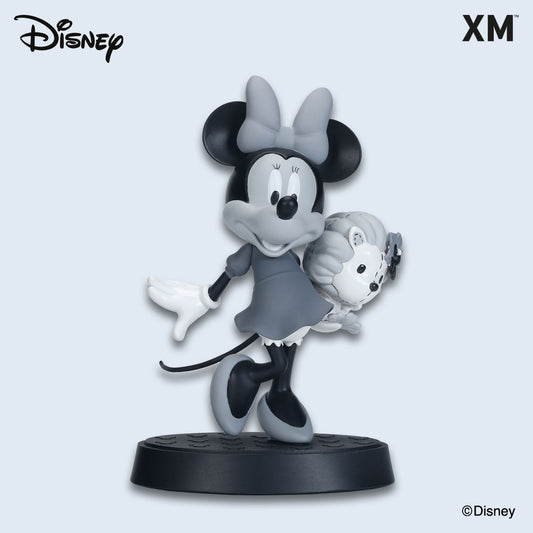 Mickey Around The World - Minnie - Singapore Edition (BW)